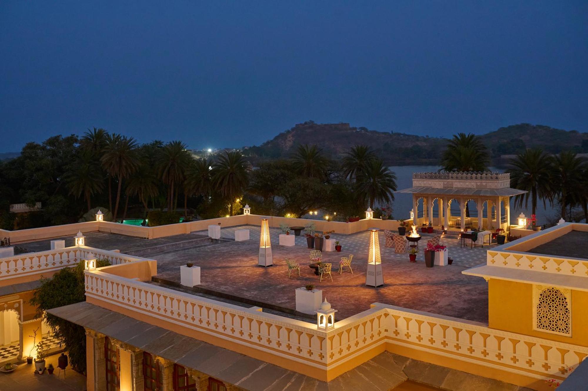 Dev Shree Deogarh Hotel Devgarh  Buitenkant foto