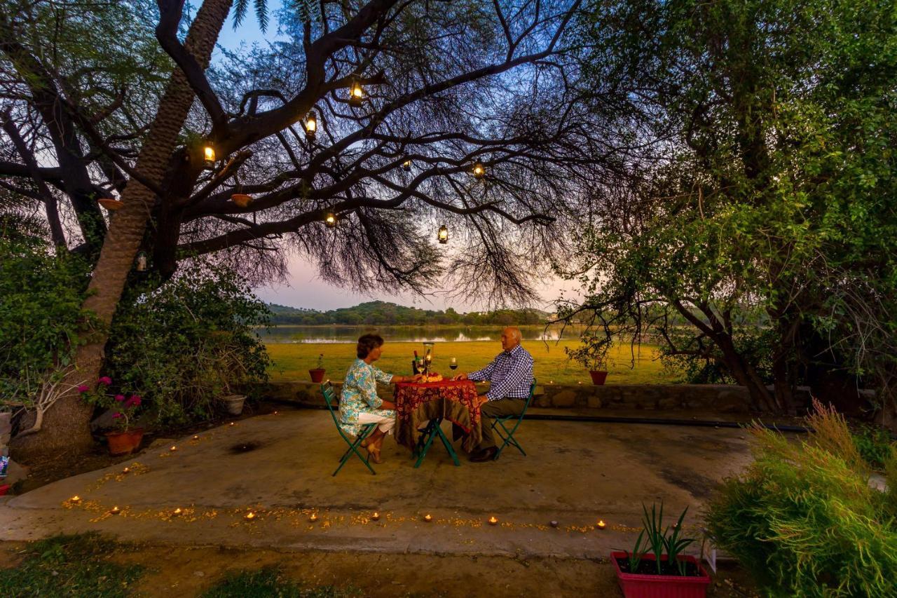 Dev Shree Deogarh Hotel Devgarh  Buitenkant foto