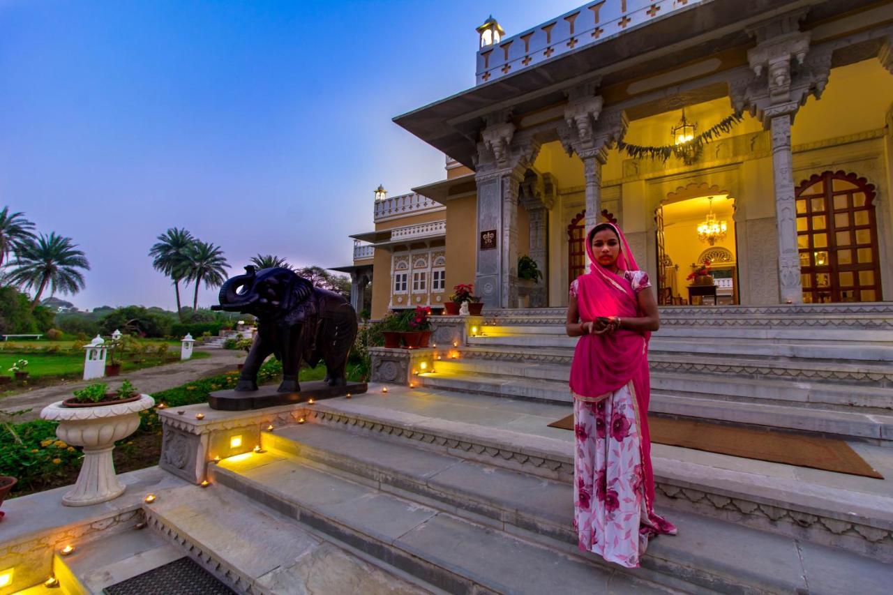 Dev Shree Deogarh Hotel Devgarh  Buitenkant foto