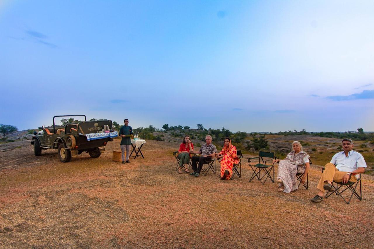 Dev Shree Deogarh Hotel Devgarh  Buitenkant foto